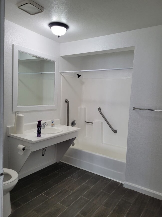 Photo - 38572 10th Pl E Unit 04