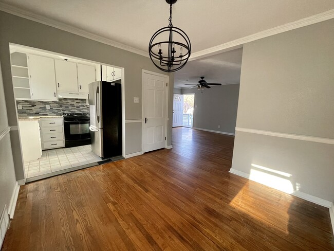 Photo - 1212 62nd St