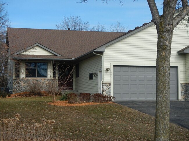 Photo - Nice 3 Bedroom 3 Bathroom Twinhome in River Falls