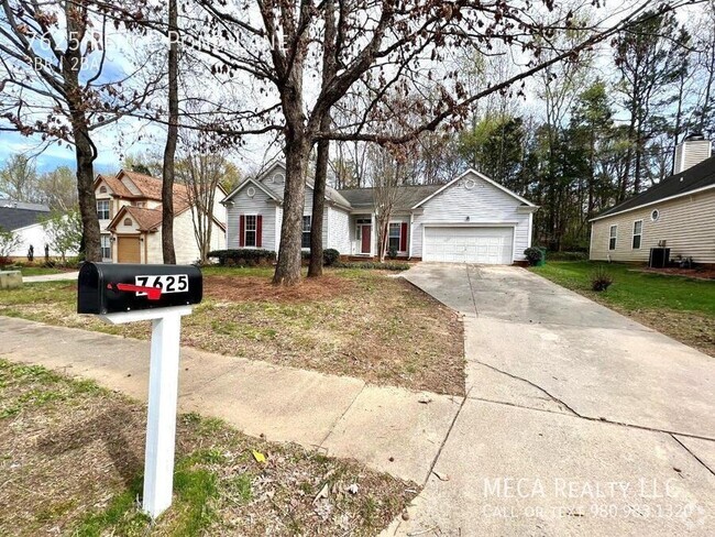 Building Photo - 7625 Pence Pond Ln Rental