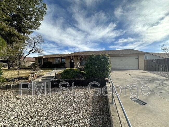 Building Photo - 3059 Bayberry Cir