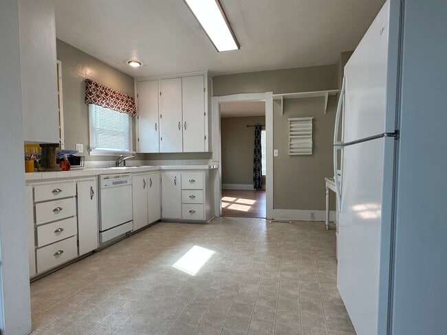Photo - 1008 W Park St