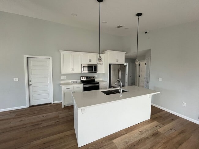 Photo - BRAND NEW! Very nice 3/2 with open floor plan! Close to TAFB