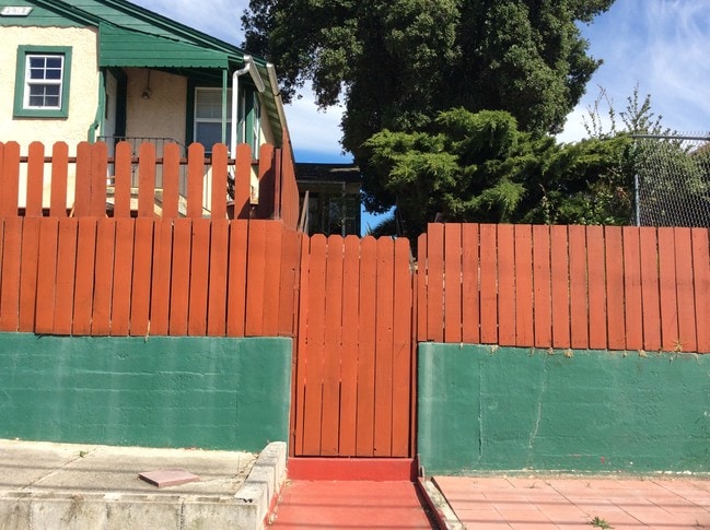 Photo - 2918 21st Ave