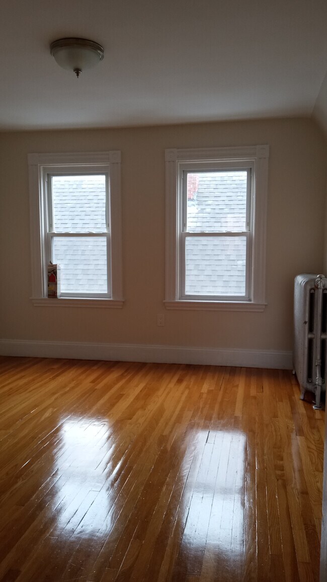 Photo - 34 Edwin St Unit #3