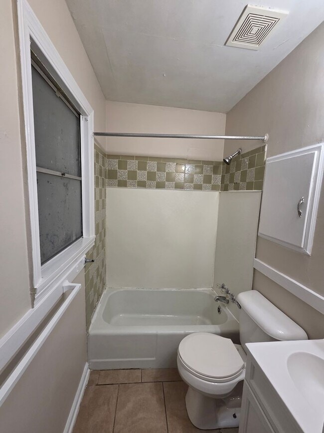 Photo - 1801-1803 S Grove Unit 1803 S Grove