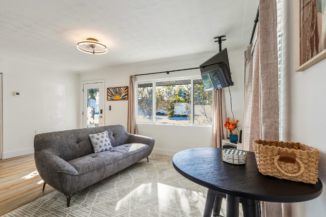 Photo - 463 85th Ave