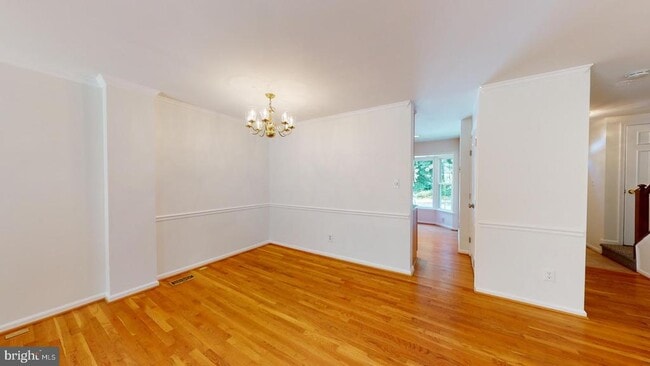 Photo - 5739 Oakshore Ct