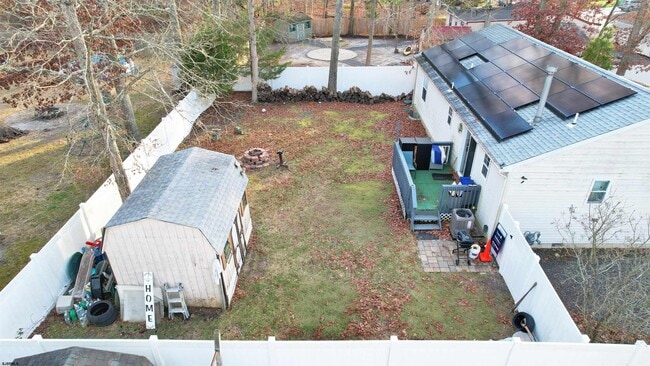 Photo - 450 Redwood Ave