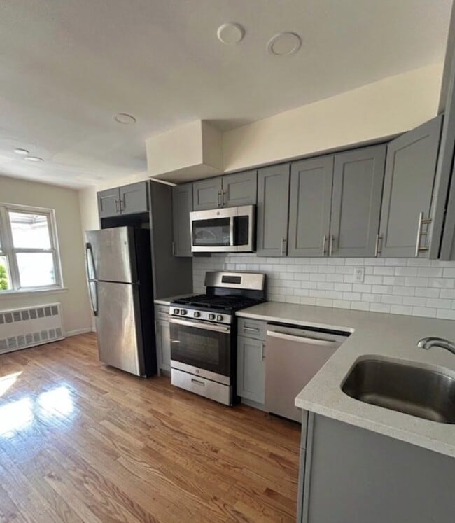 Photo - 964 East 100th Street