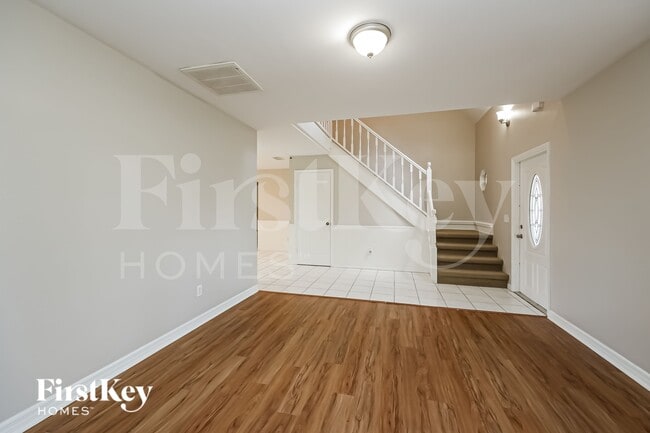 Photo - 9264 Cypress Dr N