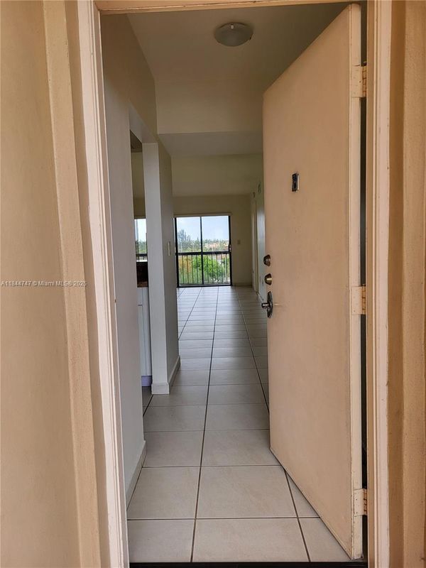 Building Photo - 10155 NW 9th St Cir Rental