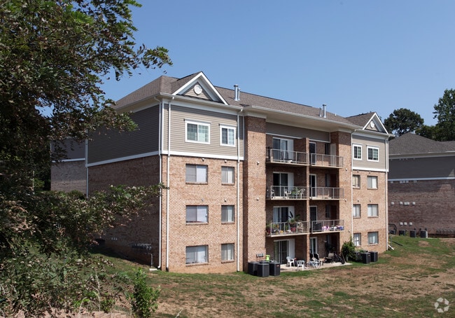 Building Photo - Briarwood Apartments