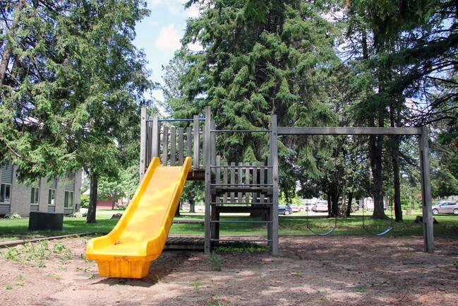 Photo - Cedar Street Complex