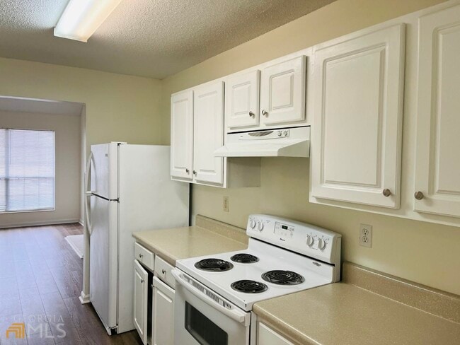 Photo - 4037 Ravenwood Ct