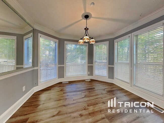 Photo - 1770 River Bluff Rd