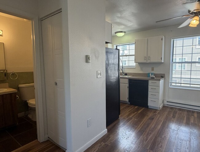 Photo - 3200 Azalea Dr