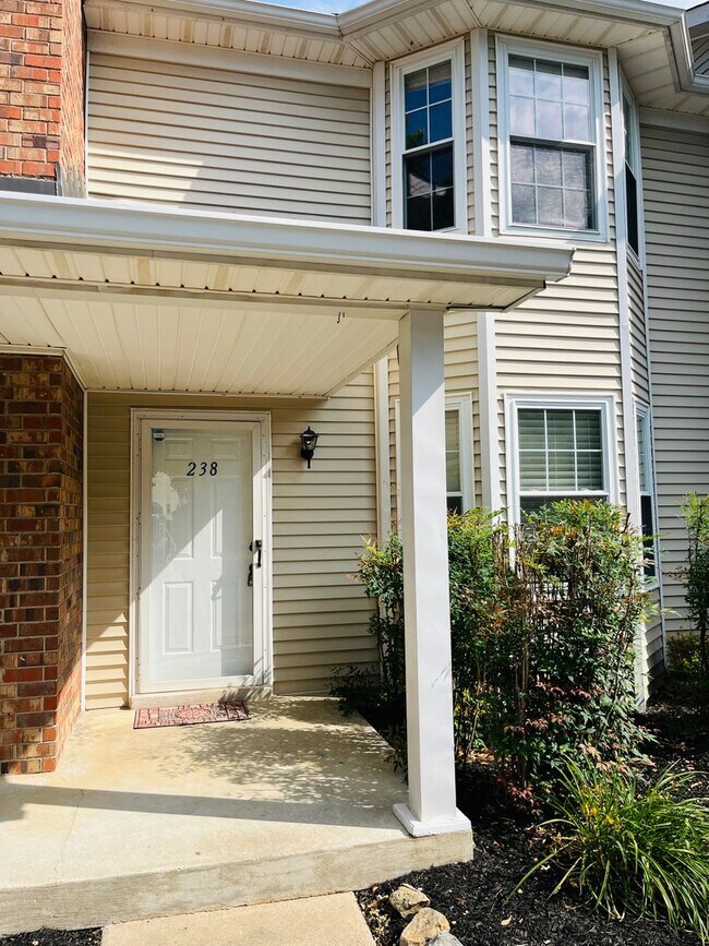 Photo - Spacious 2 bedroom/1.5 bathroom Donelson t...