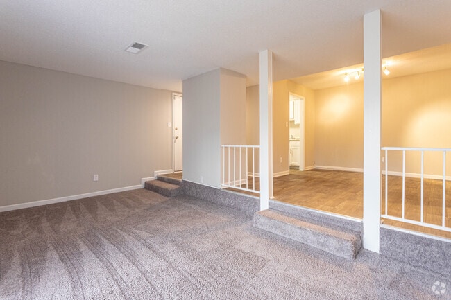 2BR, 1BA - 1,000SF - Valley Station Apartment Homes