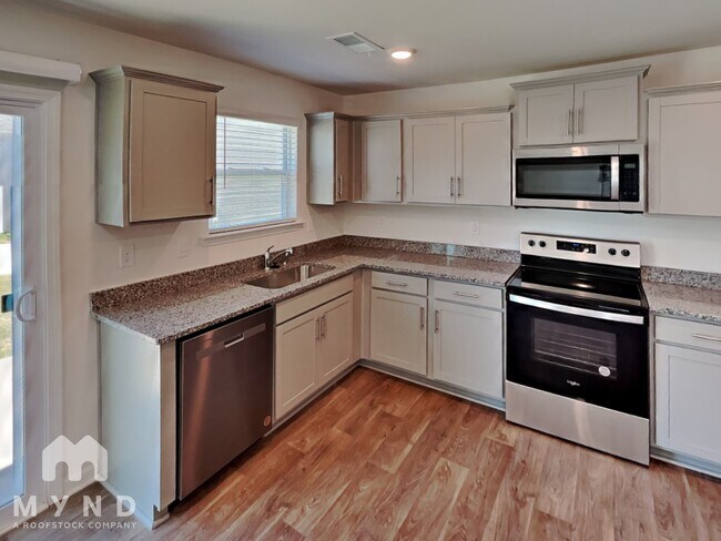 Photo - 2126 Allium Dr