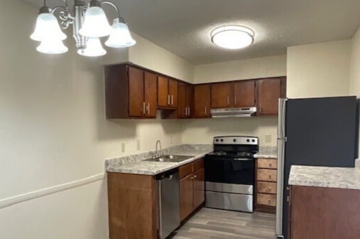 Cocina/Comedor - Peppertree Apartments