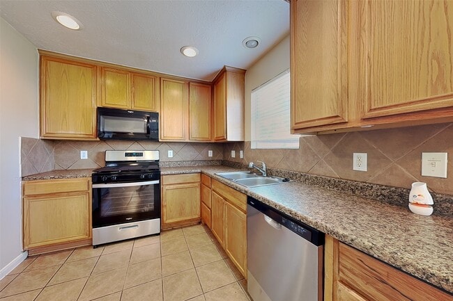 Photo - 9031 Ferndale View Dr