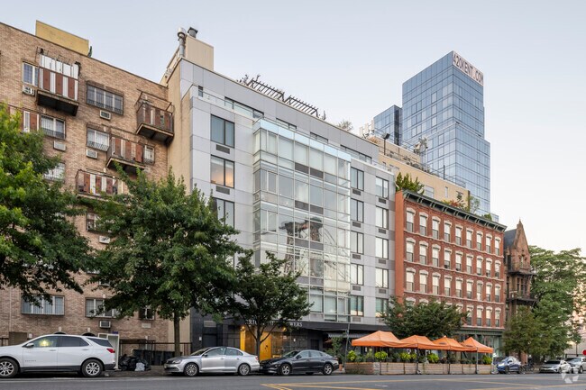 Photo - Bridgeview Tower