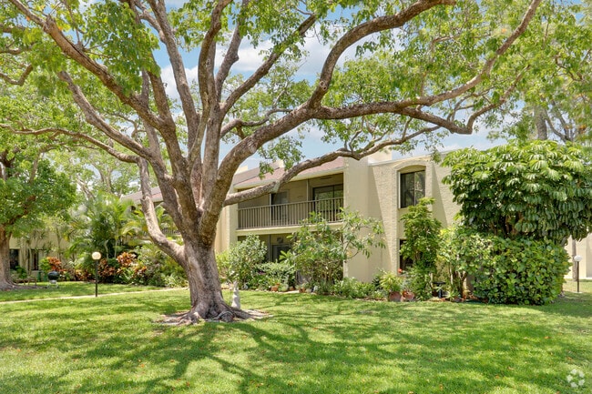 Building Photo - 150 Pineview Rd Unit G8 Rental