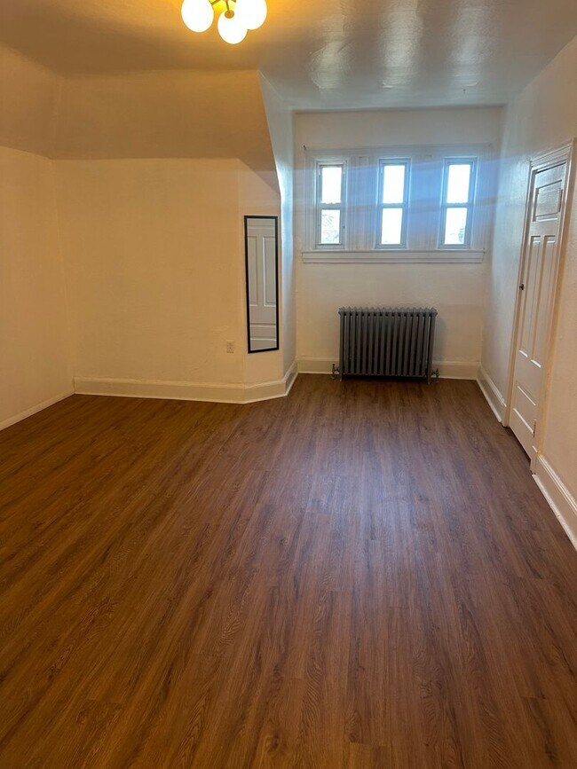 Photo - 140 S Fairmount St Unit 3