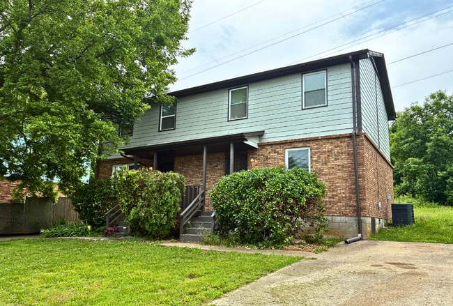 Building Photo - 780 Garrison Dr