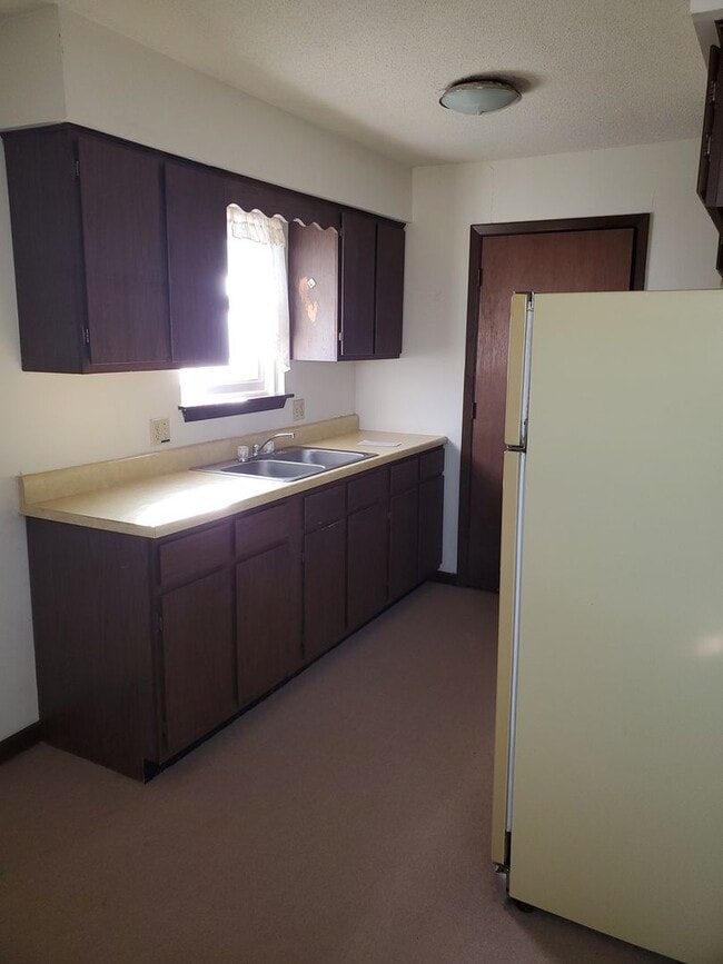 Building Photo - 802 Demaret Dr Unit 802 Demaret -C