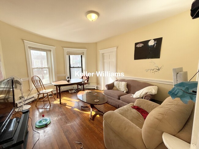 Photo - 60 Empire St