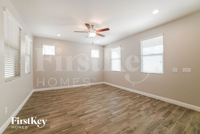 Photo - 247 N Sunrise