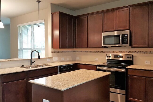 Photo - 105 Wickersham Rd