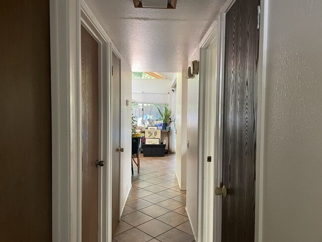 405 Jardin Pl