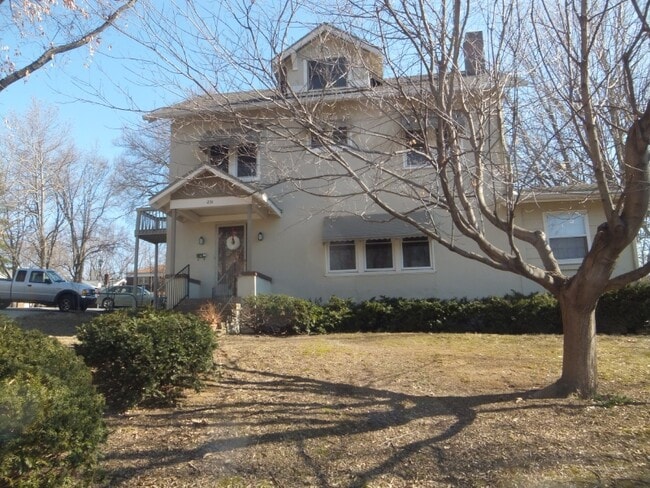 Building Photo - 231 Kennedy Ave Rental