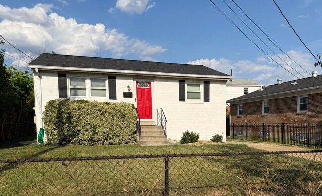 Photo - 2001 S Lorton St
