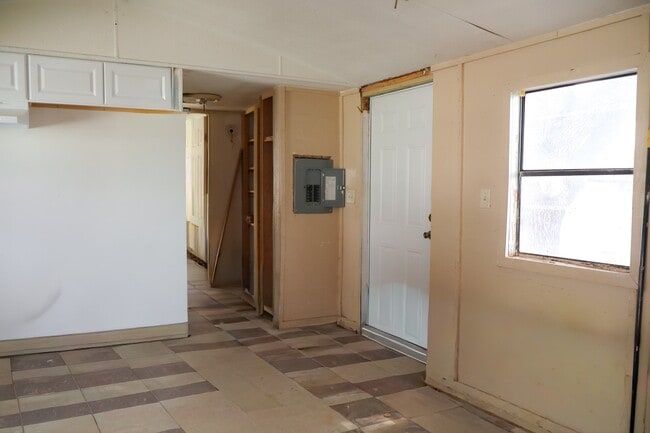 Photo - 195 Jonna St