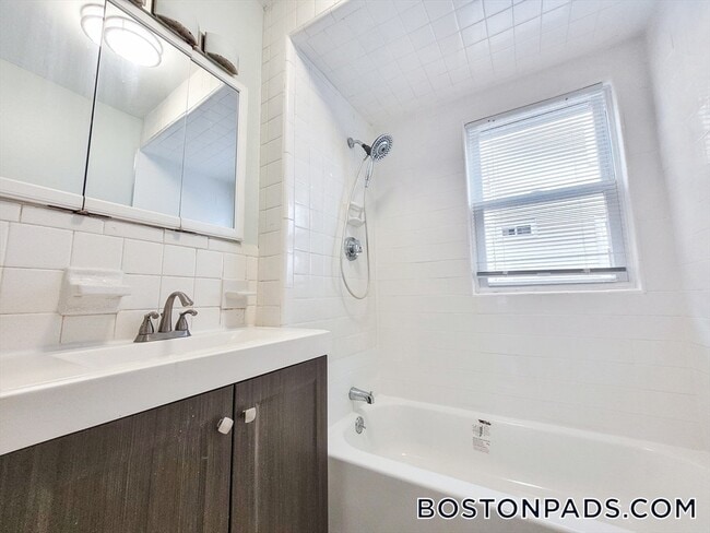 Photo - 31 Juniper St Unit 1