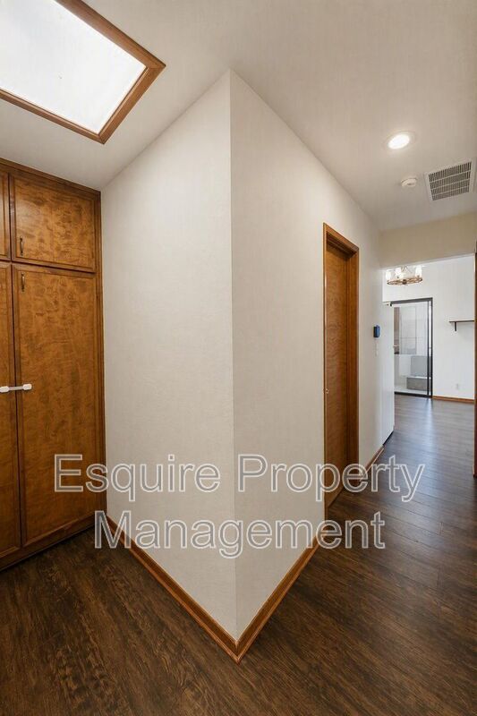 4290 Aspen Ln Unit B