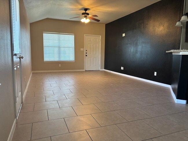 Photo - 4510 Cambridge Dr