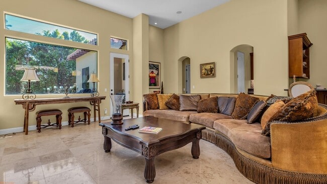 Photo - 46710 Bradshaw Trail