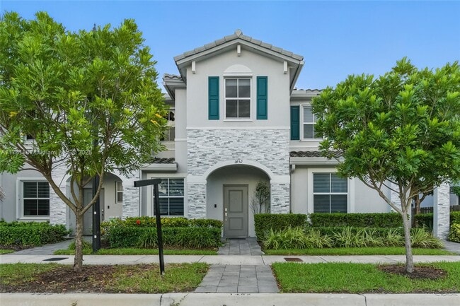 Photo - 1452 SE 26th Ter Townhome