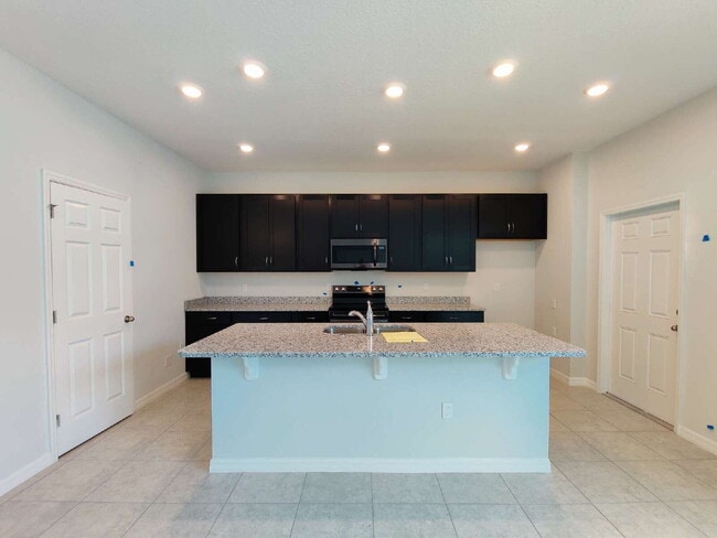 5106 Sea Mist Ln