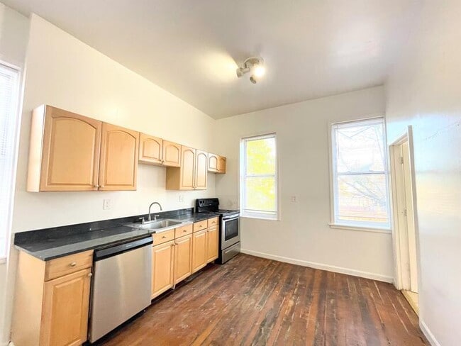 Photo - 2745 Pestalozzi St Condo Unit 2W