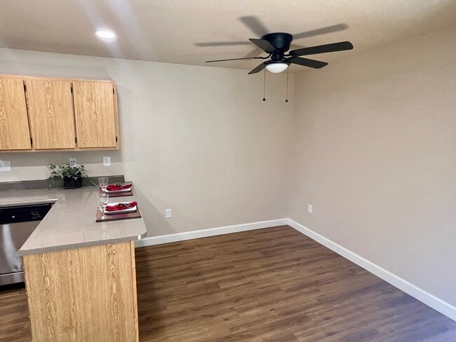 Photo - 1000 Sibley Apt Homes