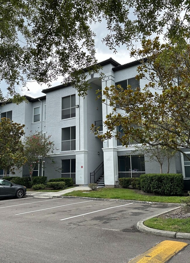 Building Photo - LEGACY CRESCENT 5521-202 - NY Unit 202 Rental