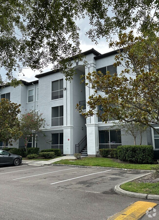 Building Photo - LEGACY CRESCENT 5521-202 - NY Unit 202 Rental