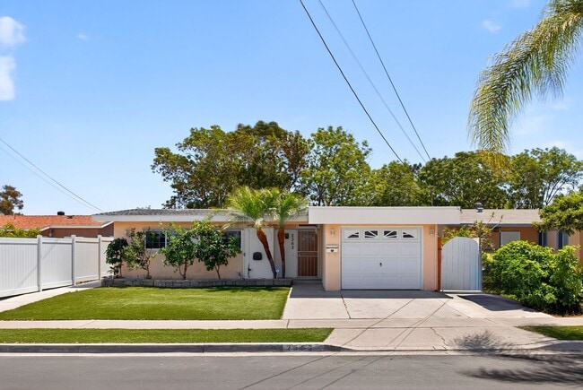 Updated 3 Bed / 2 Bath Home in Linda Vista... - Updated 3 Bed / 2 Bath Home in Linda Vista...