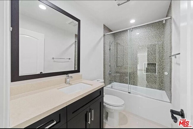 Building Photo - 6243 Berquist Ave